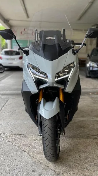 XP TMAX 560 TECH MAX