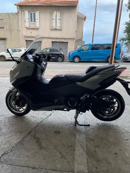 XP TMAX 560 TECH MAX