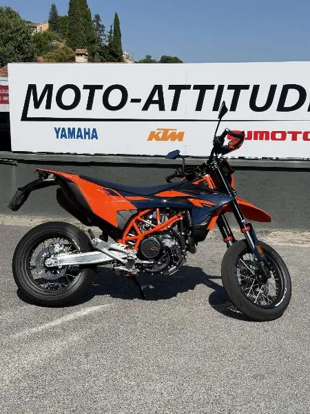 690 SMC R