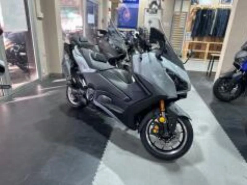 XP TMAX 560 TECH MAX