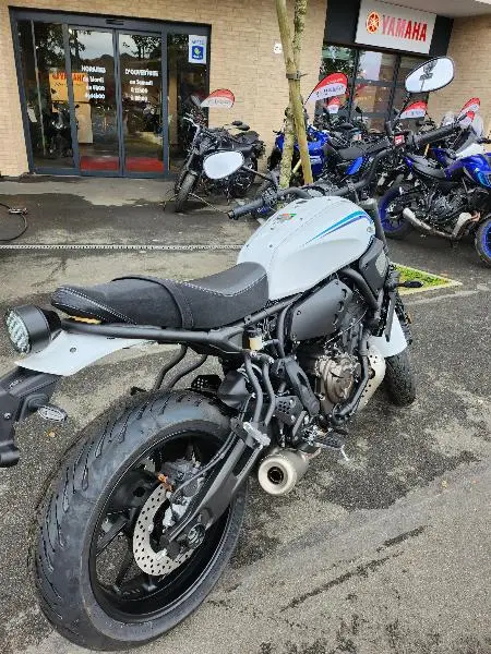 XSR 700