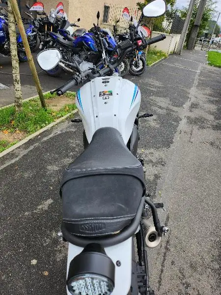XSR 700
