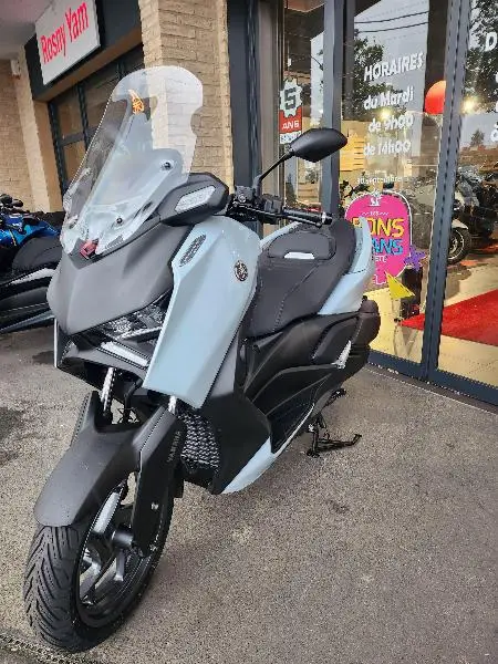 XMAX 300 Tech Max