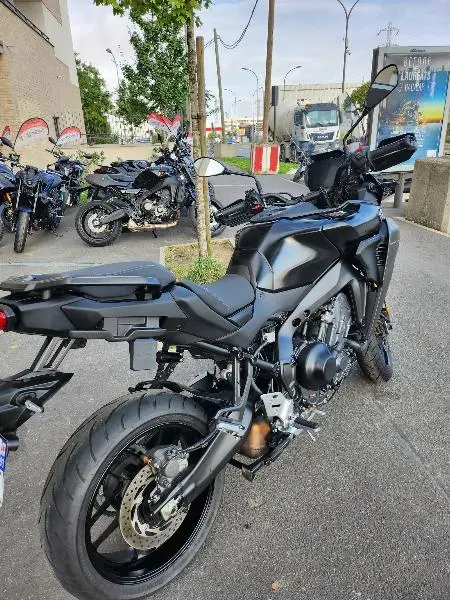 TRACER 9 GT