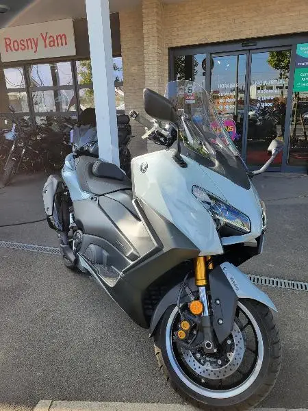 XP TMAX 560 TECH MAX