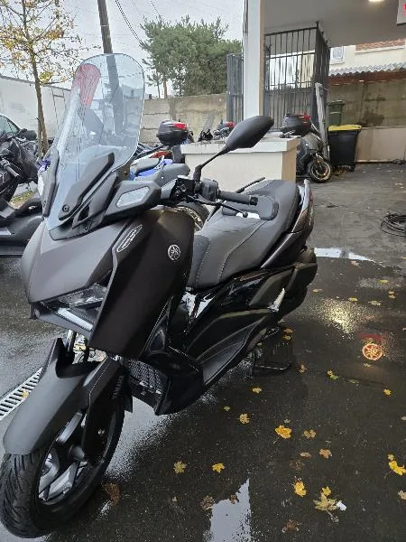 XMAX 300 Tech Max