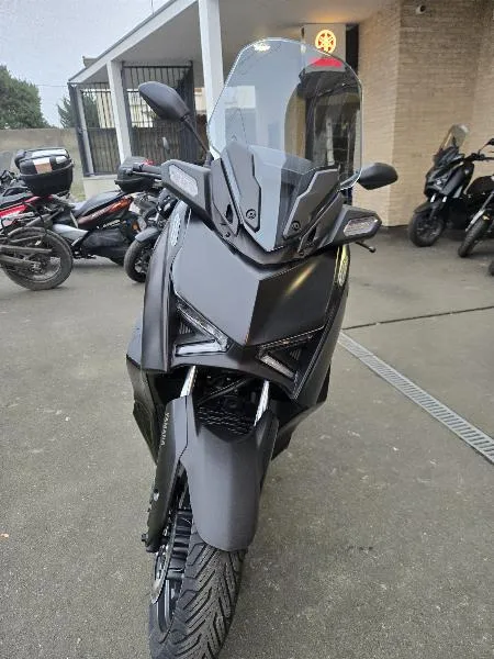 XMAX 300 Tech Max