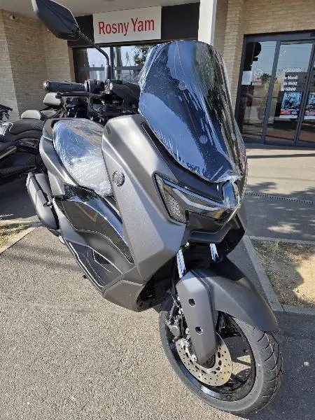 NMAX 125