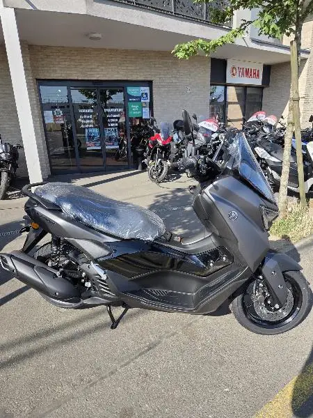 NMAX 125