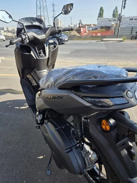NMAX 125
