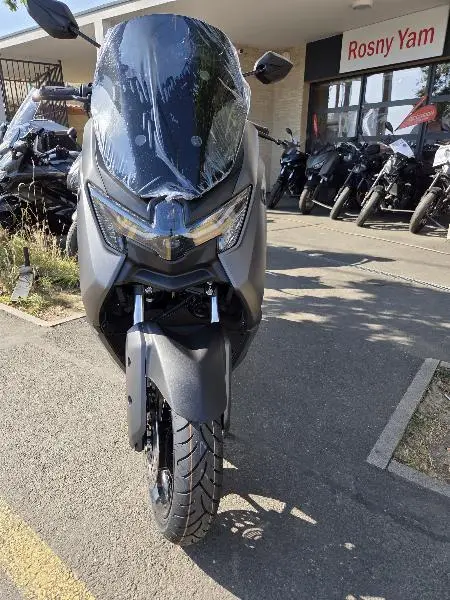 NMAX 125