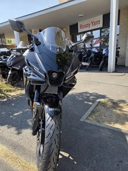 YZFR3