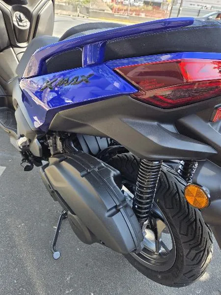 XMAX 125