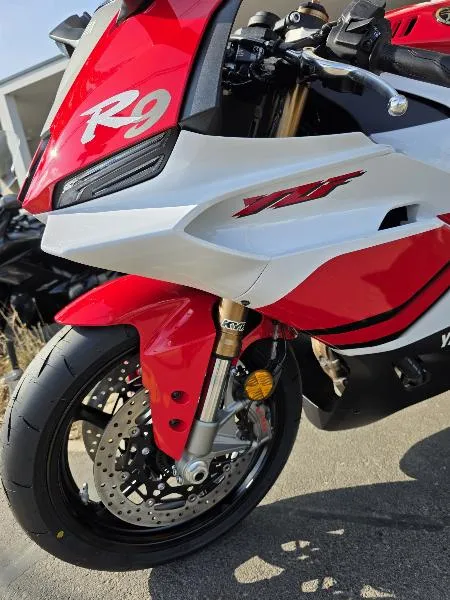 YZFR9