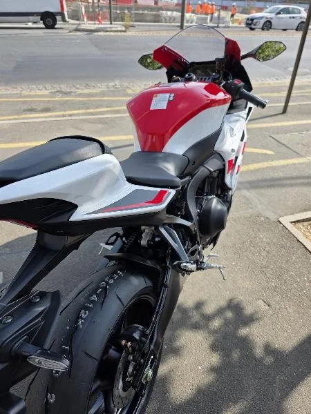 YZFR9