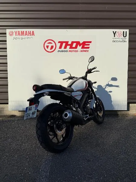 XSR 125