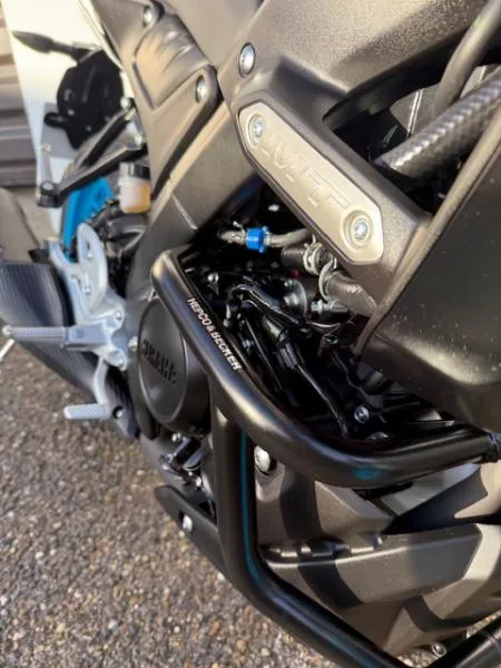 MT125 ABS