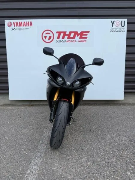 YZF 1000 R1