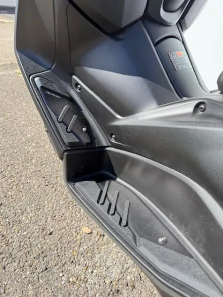 XMAX 125