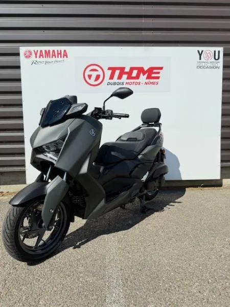 XMAX 125