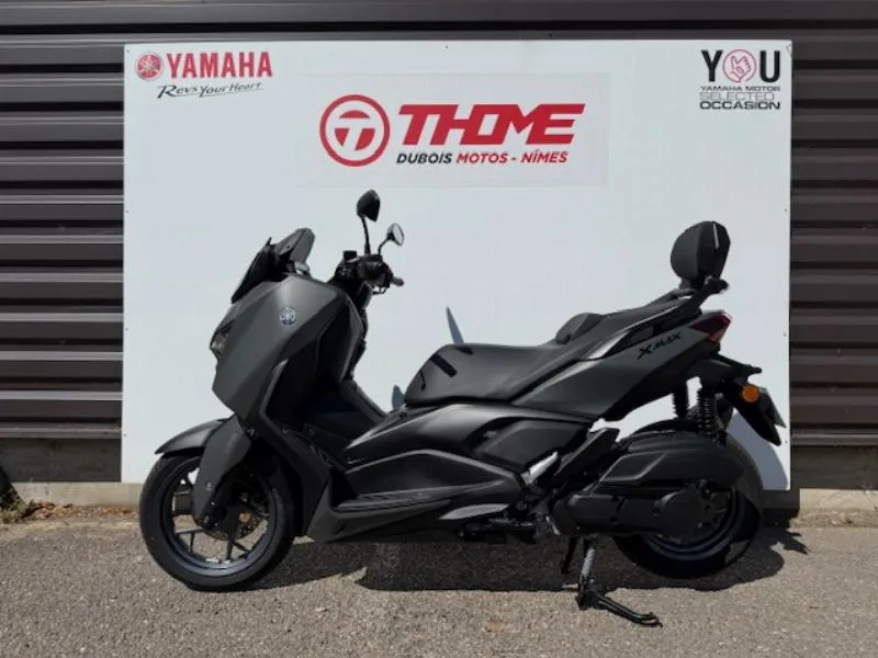 XMAX 125