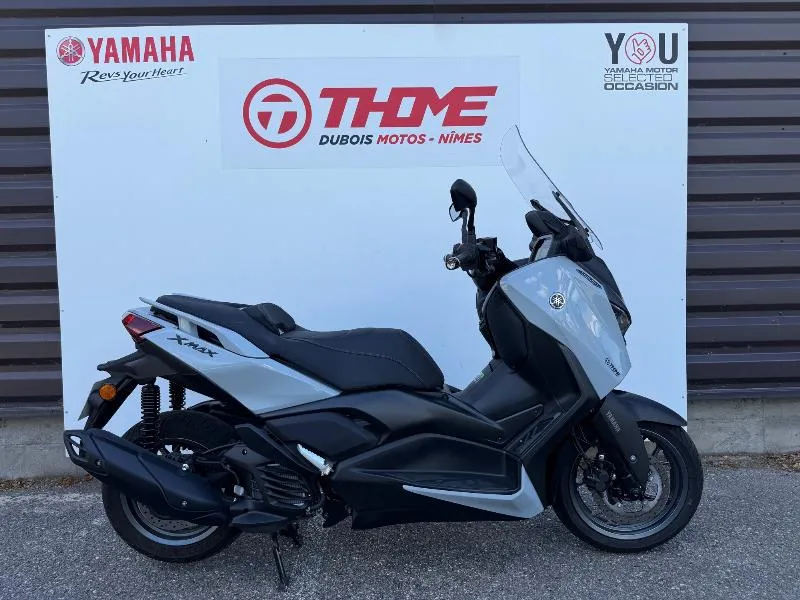 XMAX 125 TECH MAX