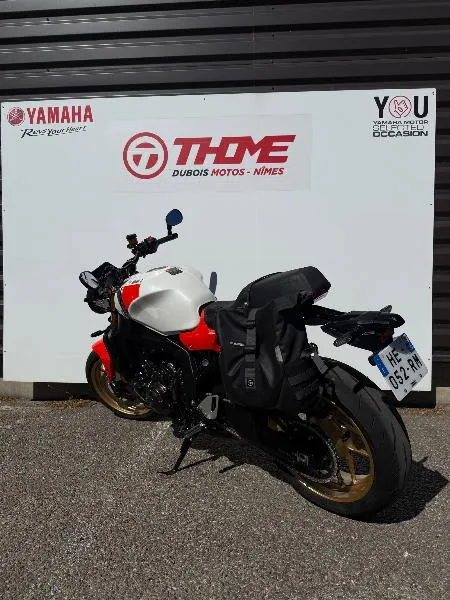 XSR 900