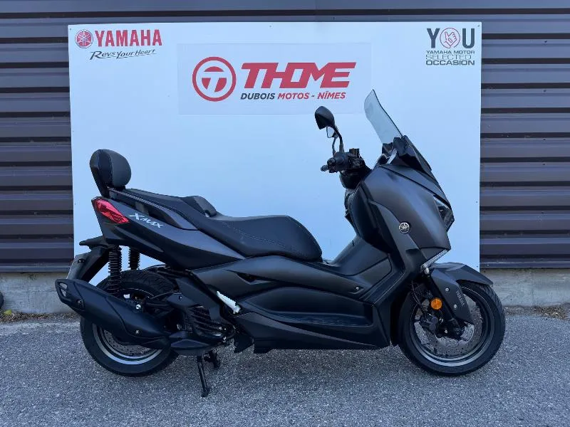 XMAX 125