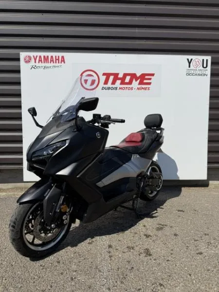 XP TMAX 560