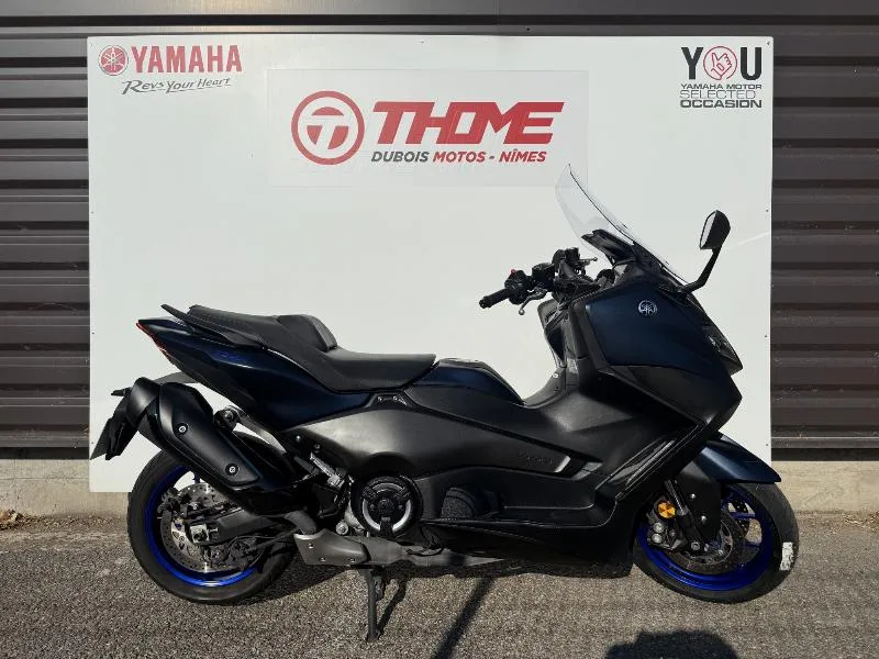 XP TMAX 560