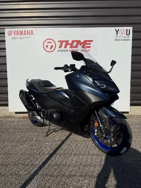XP TMAX 560