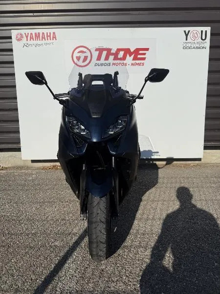 XP TMAX 560