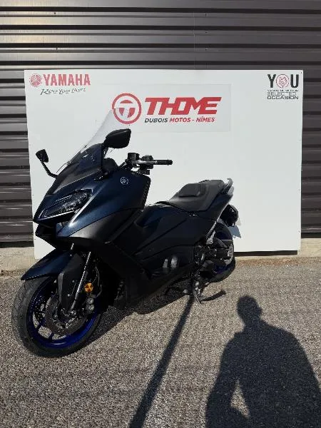 XP TMAX 560