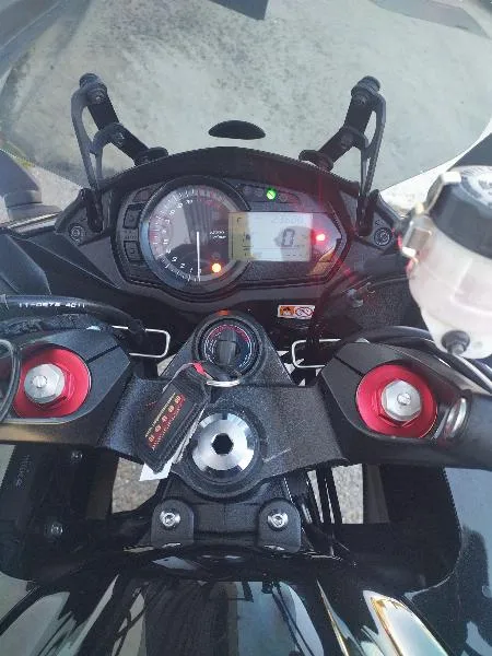 Z 1000 SX