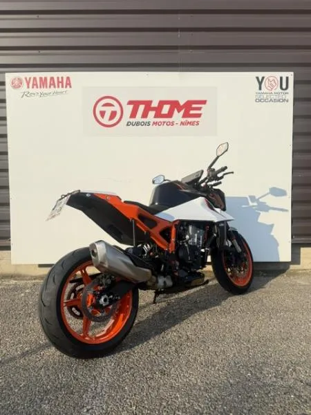 990 SUPER DUKE R