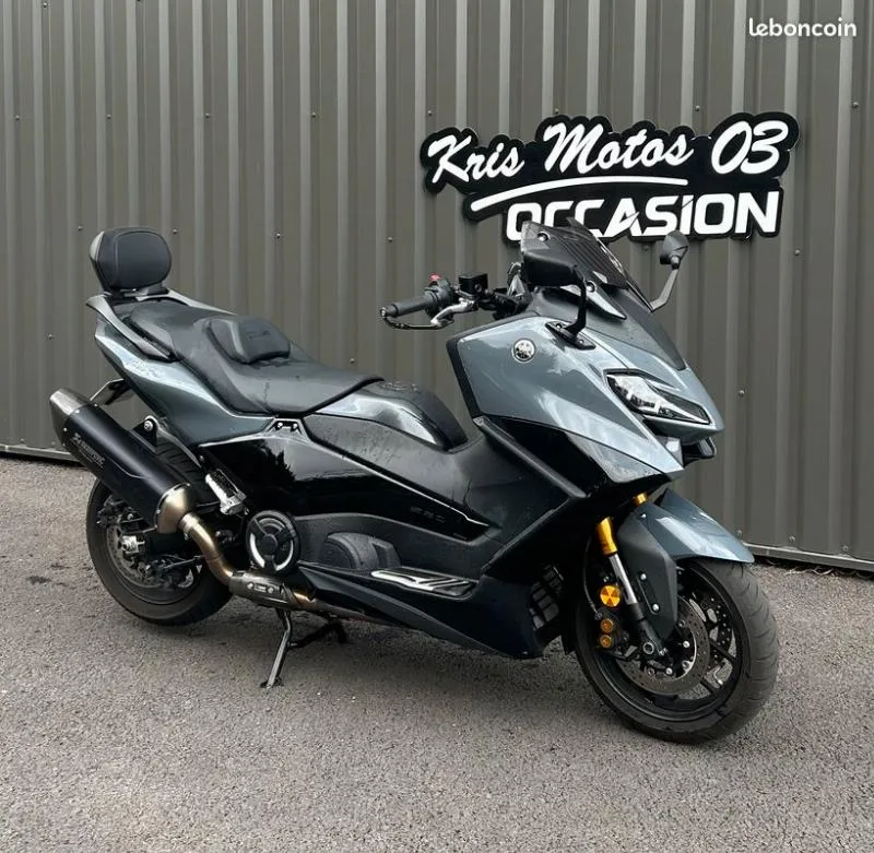 XP TMAX 560 TECH MAX KAMO