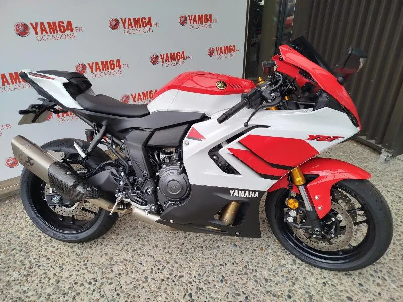 YZFR7 WORLD GP 60TH ANNIVERSARY