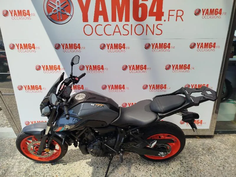 MT07