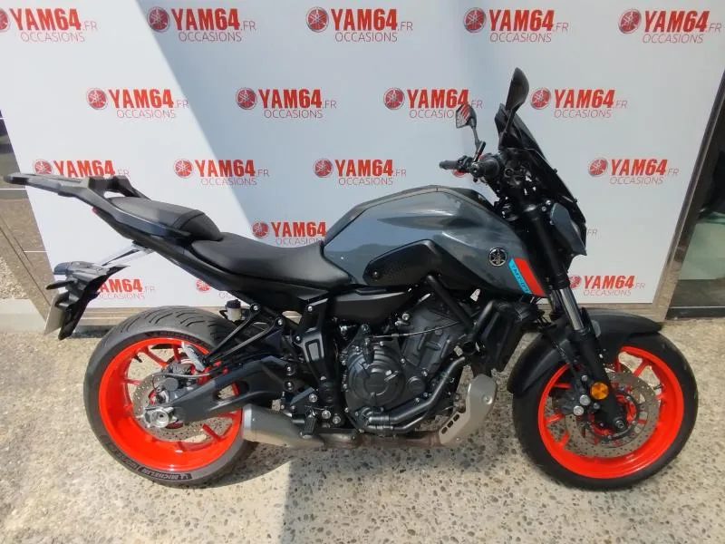 MT07