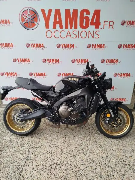 XSR 900