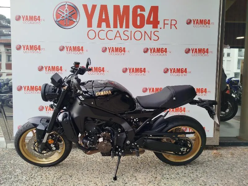 XSR 900