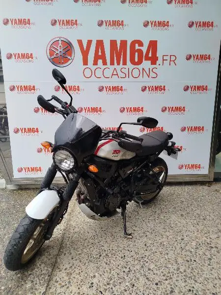 XSR 700 XTRIBUTE