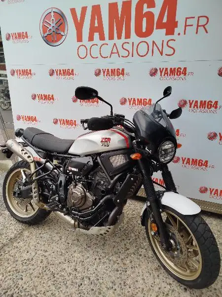 XSR 700 XTRIBUTE
