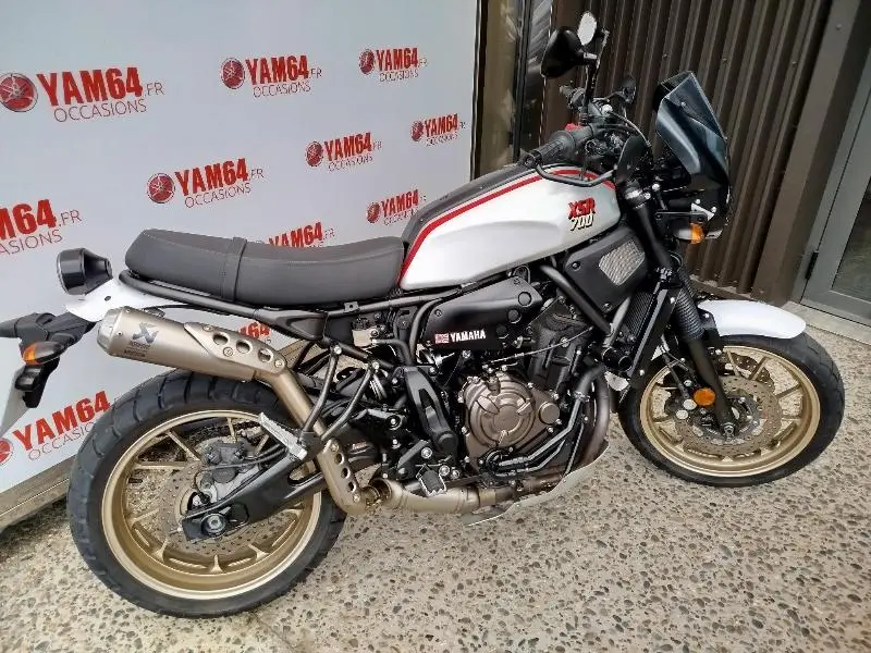 XSR 700 XTRIBUTE
