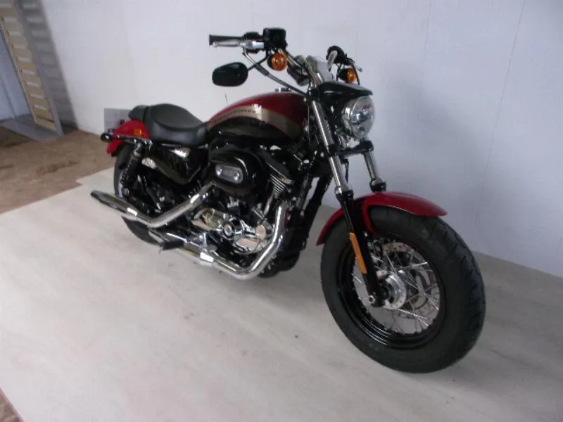 SPORTSTER CUSTOM 1200