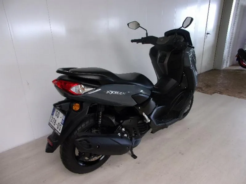 NMAX 125