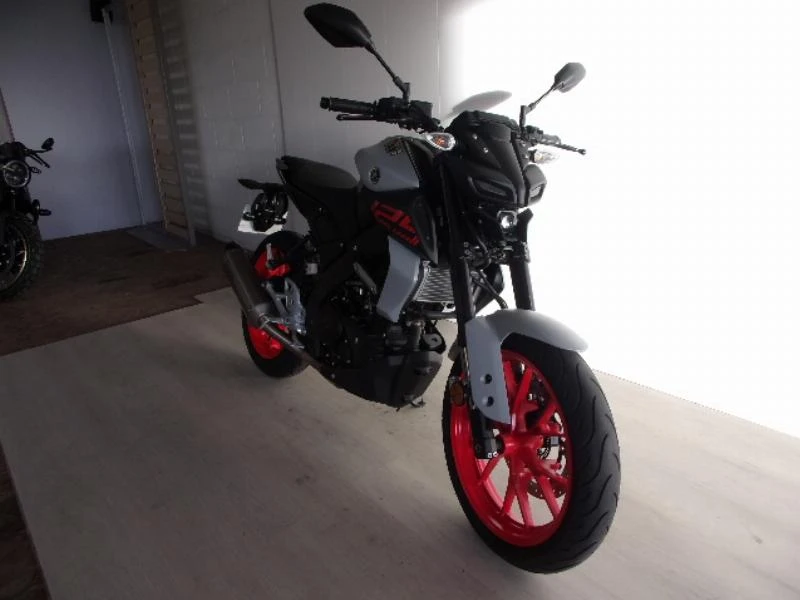 MT125 ABS