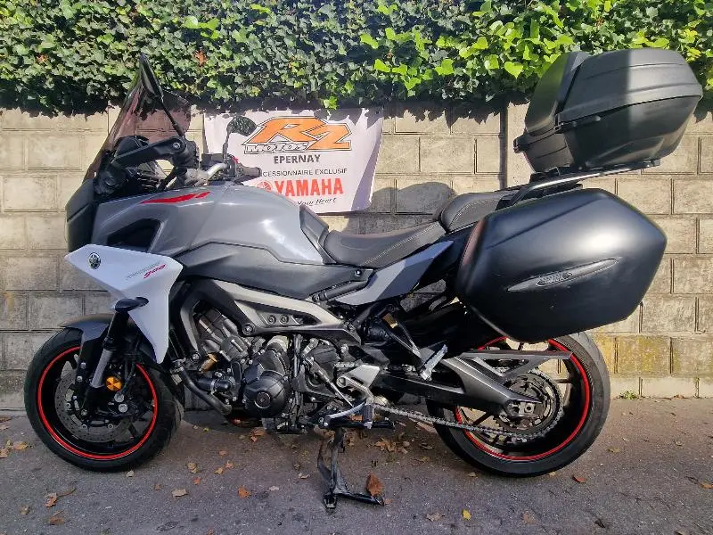 TRACER 900