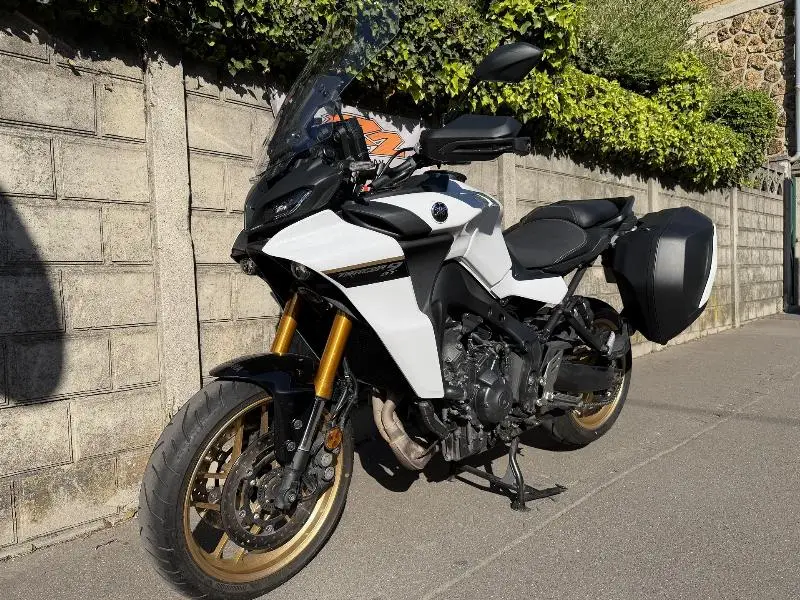 TRACER 9 GT