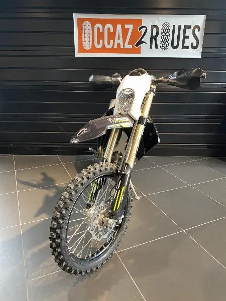 TF 250E